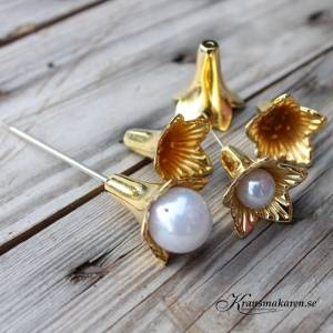 Blomma i guld till pärlnålar, 5 st